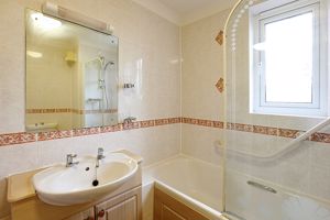 BATHROOM- click for photo gallery